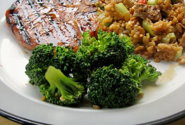 Oriental Stir Fried Broccoli. Photo by lazyme