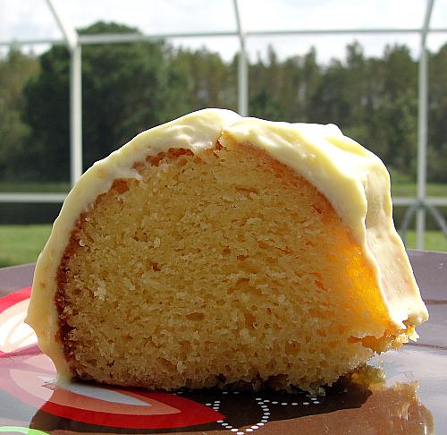 Pineapple Poke Cake. Photo by diner524