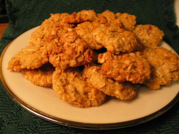 Anzac Biscuits With Macadamia Nuts. Photo by Mulligan
