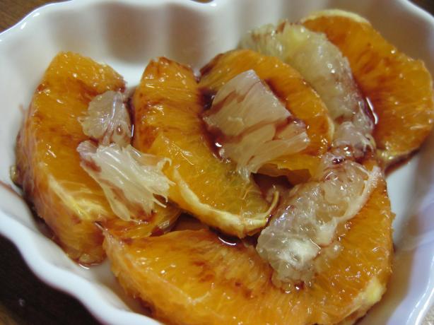 Oranges in Red Wine - Naranjas Al Vino Tinto. Photo by Charlotte J