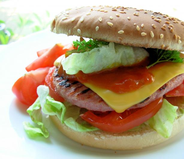 Bondi-Type Chicken Burger. Photo by French Tart