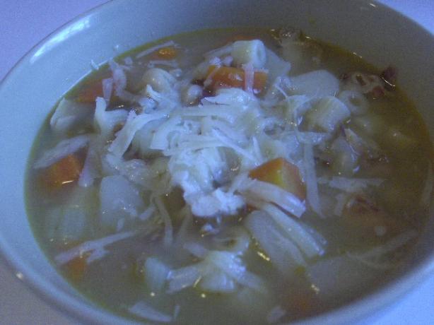 Chicken, Bacon and White Bean Soup Portuguese Style. Photo by daisygrl64
