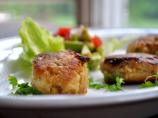 Mini Crab Cakes With Avocado Salsa