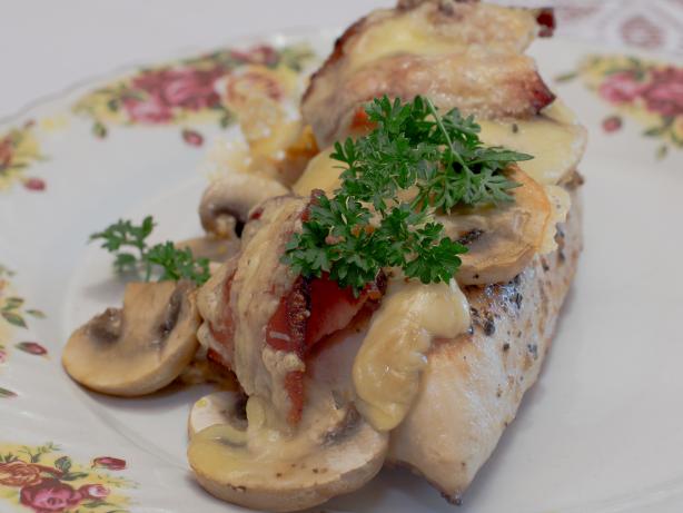 Alice Springs Chicken. Photo by Peter J