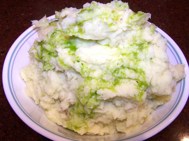Chive and Parsley Mashed Potatoes. Photo by Rita~