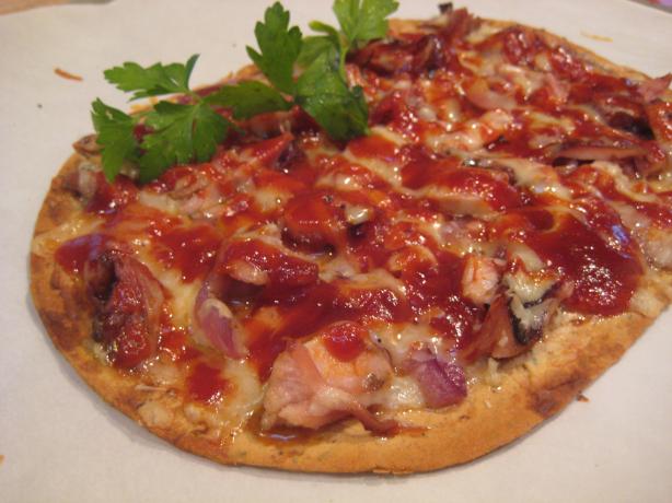 Flatbread Pizza With BBQ Chicken, Gruyere and Caramelized Onion. Photo by Cookin'Diva