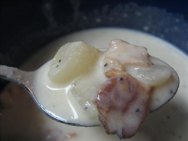 Crock Pot Clam Chowder. Photo by Maggie, Cooking