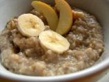Breakfast Oatmeal With Banana and Apple