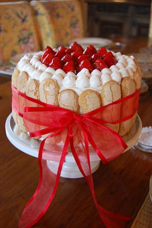 Fresh Oj and Strawberry Cream Cake. Photo by Yummy Piece of Cake