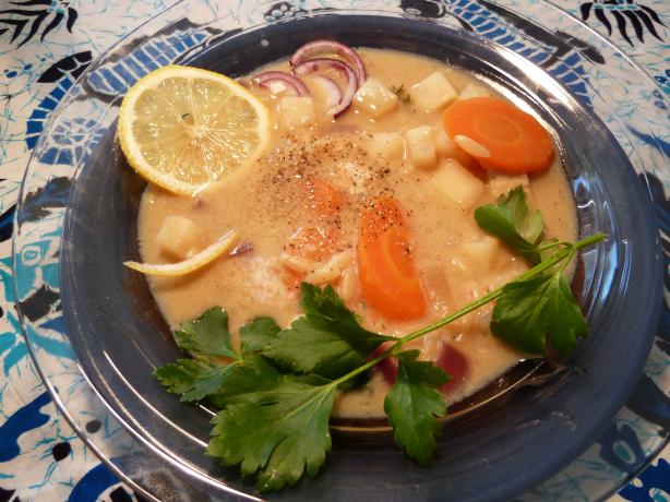 Lemon Chicken Soup With Orzo. Photo by awalde