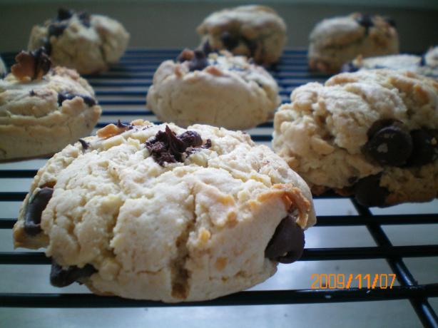 Crunchy Chocolate Chip Cookies. Photo by CoffeeB