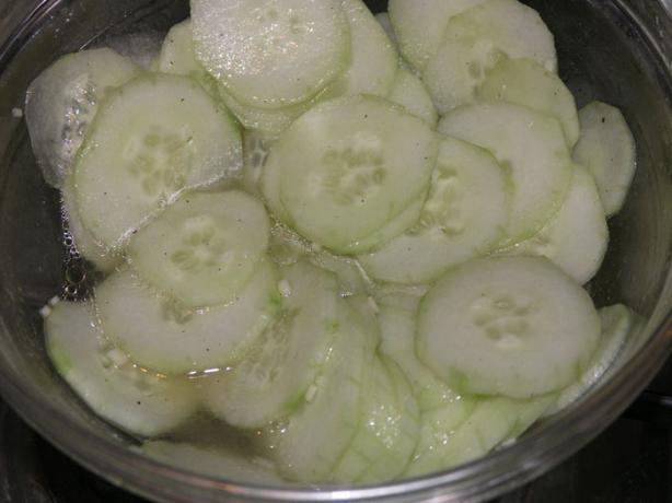 Croatian Simple Cucumber Salad. Photo by nitko