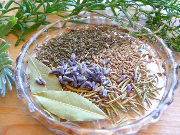 Herbes De Napa. Photo by BecR