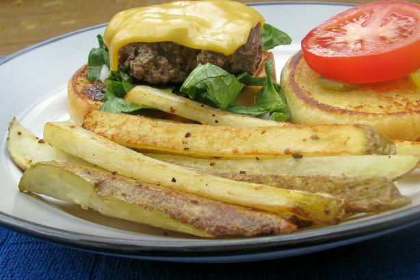 Montreal Seasoned Oven Fries. Photo by lazyme