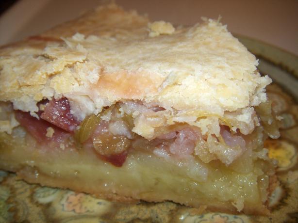 Rhubarb Custard Pie. Photo by Elly in Canada