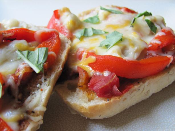Chicken and Roasted Red Bell Pepper Ciabatta Pizzas. Photo by under12parsecs