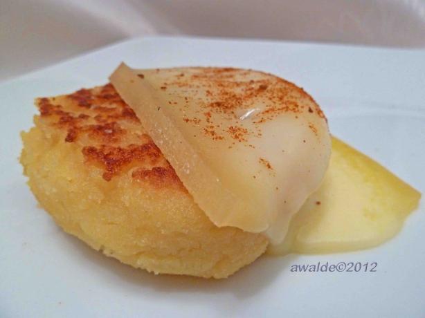 Arepas. Photo by awalde