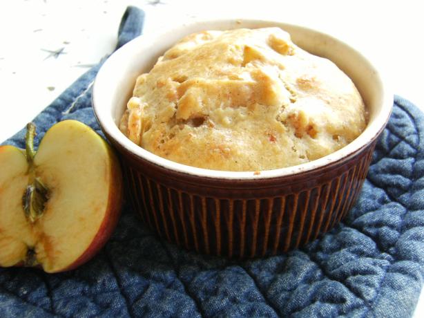 Apple Cake. Photo by Lalaloula
