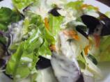 Sam Choy's Garlic Ranch Salad Dressing