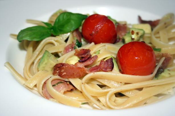 Fettuccine With Cherry Tomatoes, Avocado and Bacon. Photo by **Tinkerbell**