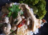 Thai Chicken With Basil and Coconut Milk. Photo by Mami J