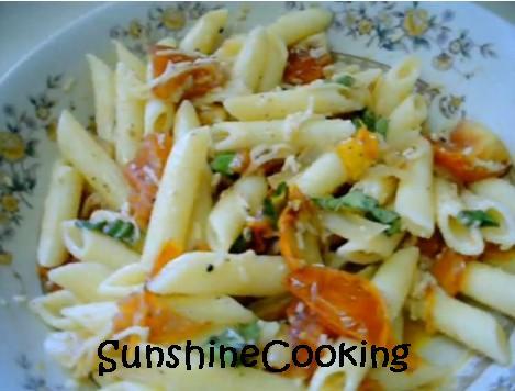 Solar Cooked Roasted Tomatoes & Onions Pasta. Photo by SunshineCooking