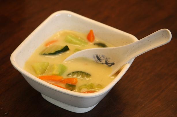 Curried Rice & Vegetable Soup. Photo by Enjolinfam