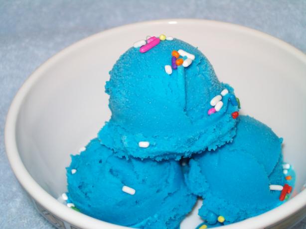 The Realtor's Blue Moon Ice Cream. Photo by AZPARZYCH