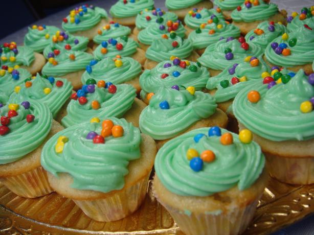 Mini Vanilla Cupcakes. Photo by Lori Mama