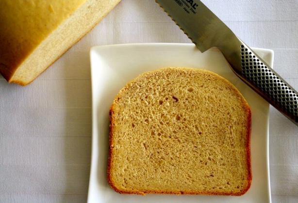Applesauce Bread for Breadmaker. Photo by AmandaInOz