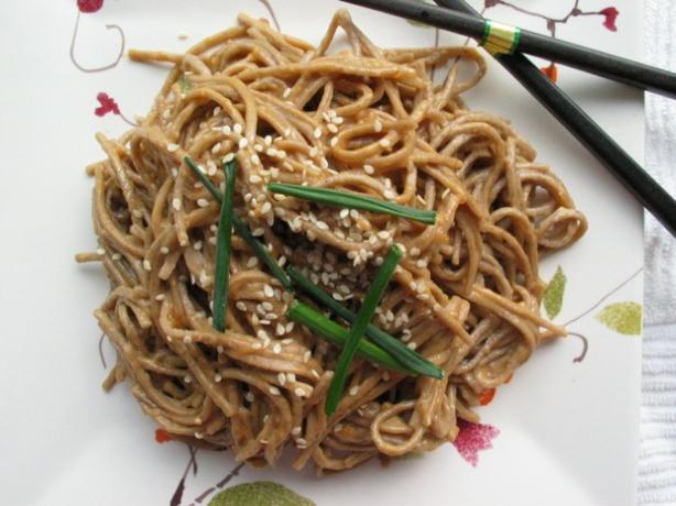 Peanut Butter Sesame Noodles. Photo by flower7