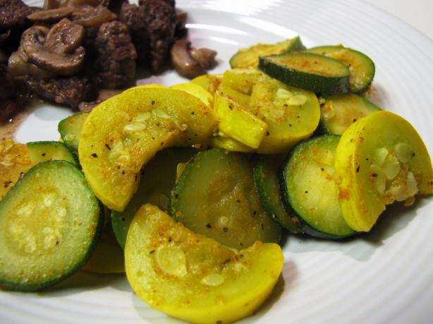 Country Stir-Fried Yellow and Zucchini Squash. Photo by loof