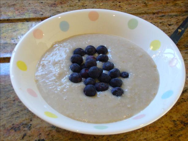 Yummy and Super Easy Crock Pot Oatmeal. Photo by Perfect Pixie
