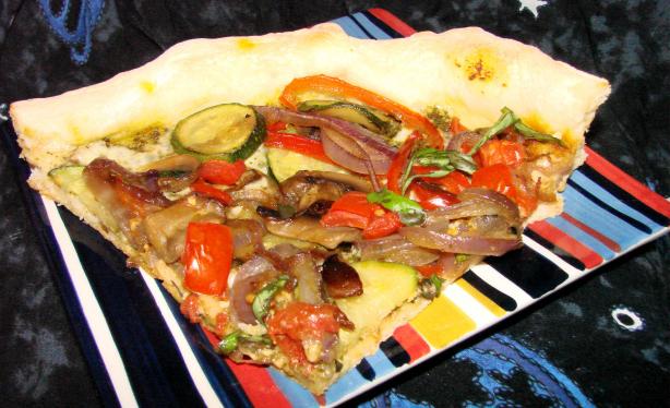 Four-Veggie Pizza(Flat Belly Diet Recipe). Photo by Boomette