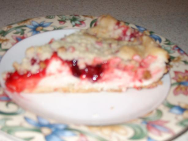 Strawberry Streusel Cheesecake. Photo by lsustacy
