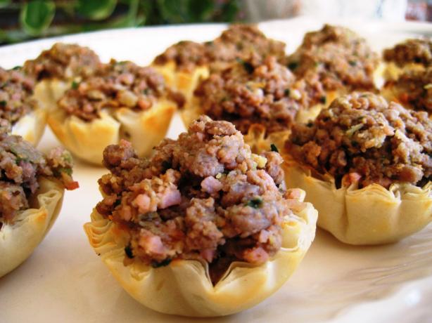 Oyster Dressing, Stuffing, Casserole or Filling for Patti Shells. Photo by gailanng