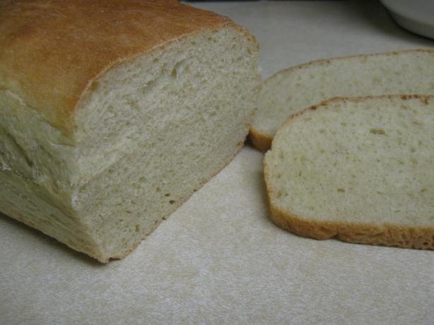 Fluffy White Bread (Bread Machine). Photo by ~Mellie~