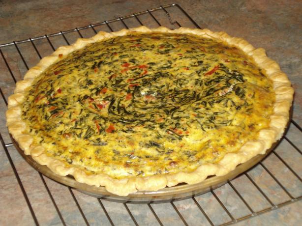 Fluffy Spinach, Onion and Roasted Red Pepper Quiche With Gruyere. Photo by Wish I Could Cook