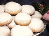 Un Kurabiyesi - Melt in the Mouth Turkish Shortbread Cookies!. Photo by Um Safia