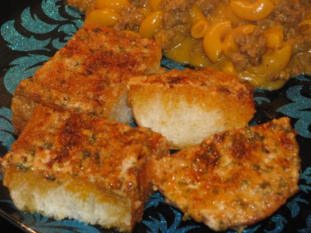 Gotta-Have-It Garlic Bread. Photo by Shelby Jo