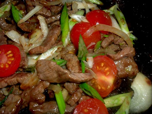 Beef and Tomato Stir-Fry. Photo by Bergy