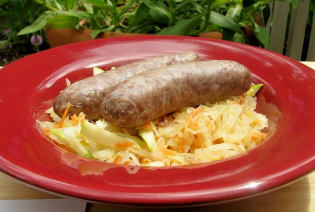 Beer Braised Bratwurst With Sauerkraut. Photo by lazyme