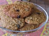 Chewy Oatmeal Raisin Cookies