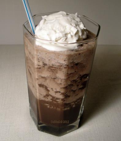 Low-Cal Iced Cappuccino Delight. Photo by Debbwl