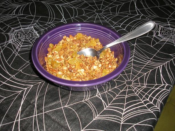Cam's Granola. Photo by Queen Dana