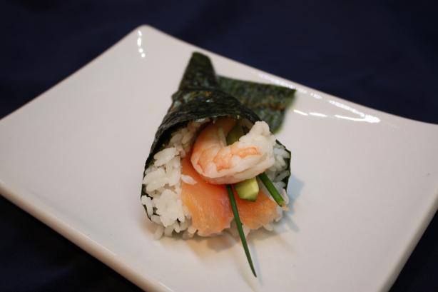 Sushi Cones - Temaki. Photo by Lille