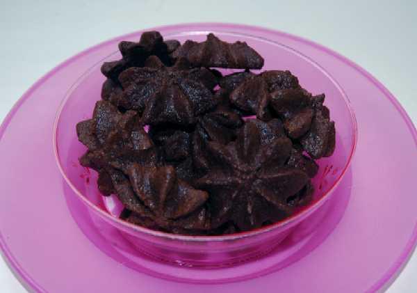 Deep Dark Chocolate Chestnut Cookies, Gluten and Dairy Free. Photo by Suzy mom to 2