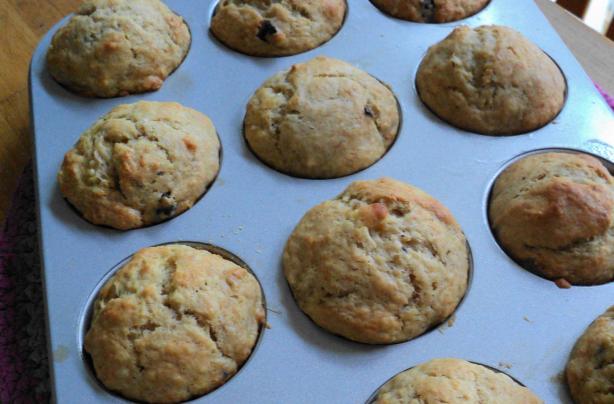 Banana Muffin-Tops (Or Muffins and Mini-Muffins). Photo by Nif