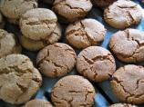 Spicy Molasses Crinkle Cookies. Photo by PainterCook