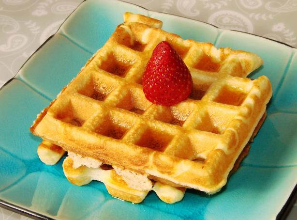 Dees Waffles. Photo by Boomette